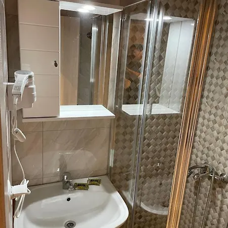 13 Brothers Apartment Paralia Skotinis