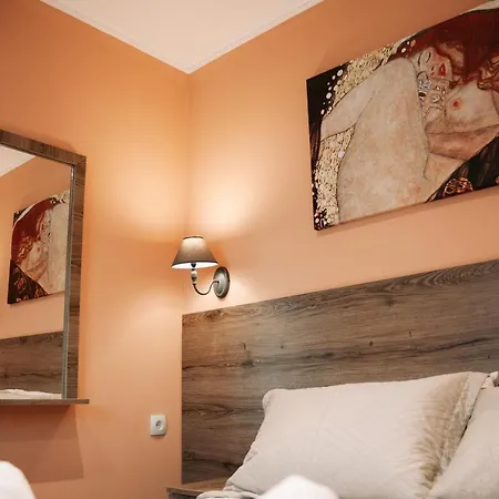 13 Brothers Apartment Paralia Skotinis